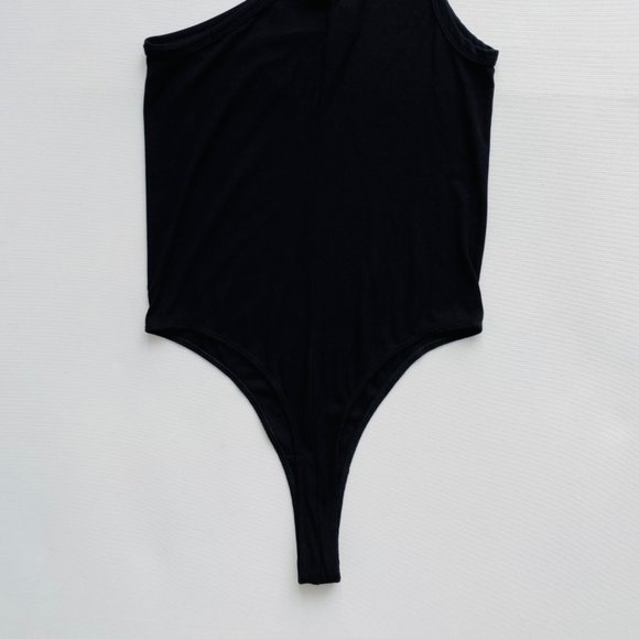 Betro Simone One Shoulder Ribbed Bodysuit - Picture 3 of 4